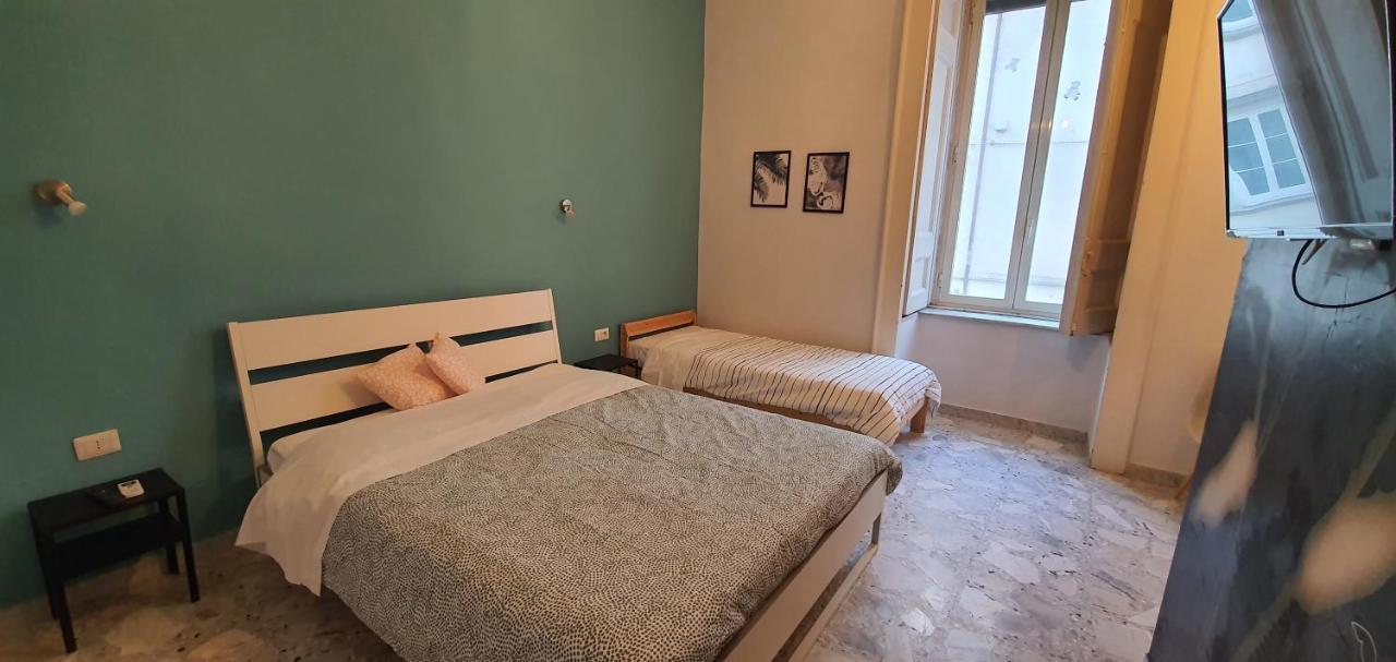 נאפולי Sofia Rooms מראה חיצוני תמונה